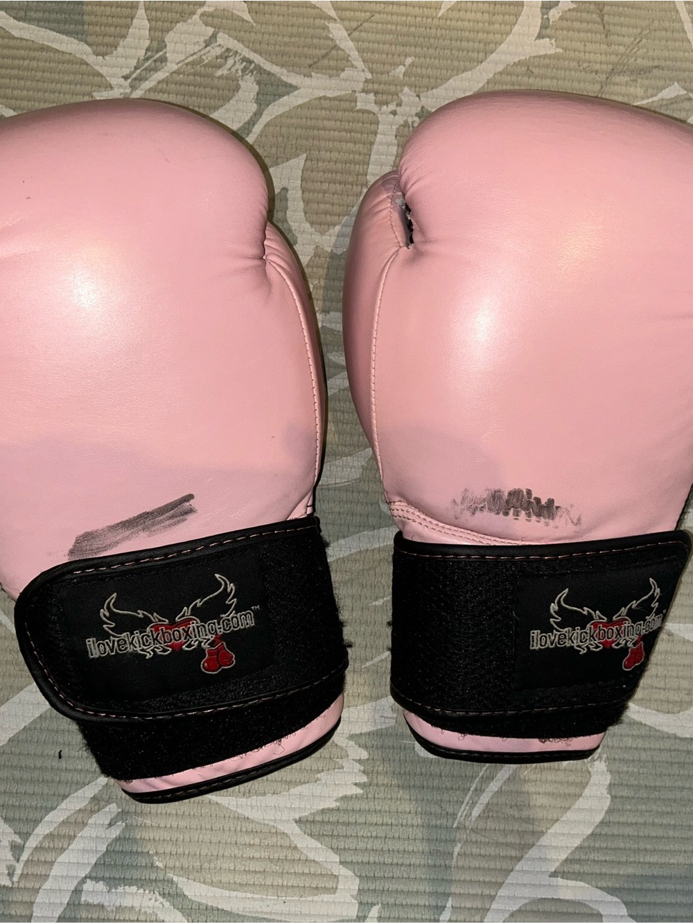 Lovekickboxing Pink Kids Boxing Gloves